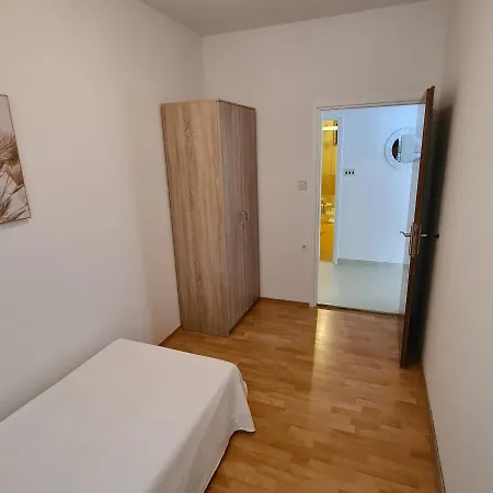 Apartment Maro Sibenik